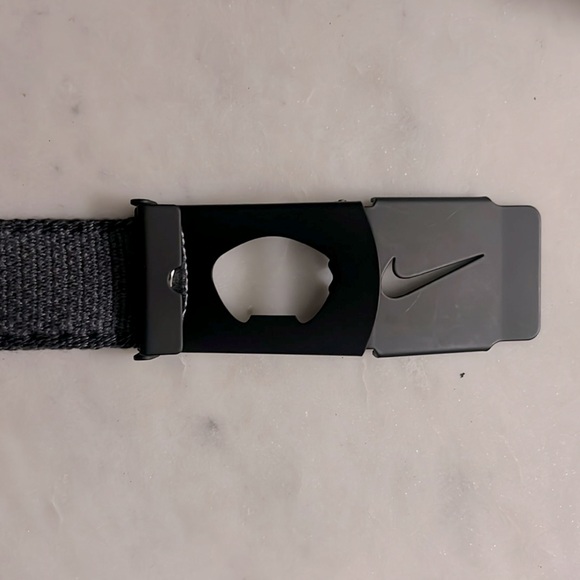 The Nike Men's 1.49 In (38MM) Wide Standard Knit Web Belt NWOT - Picture 6 of 8